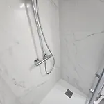 Gregbnb - 22m2 - Climatise -10min Gare - 2 * ツーロン