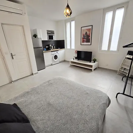 Apartment Gregbnb - 22m2 - Climatise -10min Gare - 2 *
