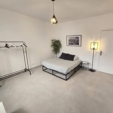 Apartment Gregbnb - 22m2 - Climatise -10min Gare - 2 *